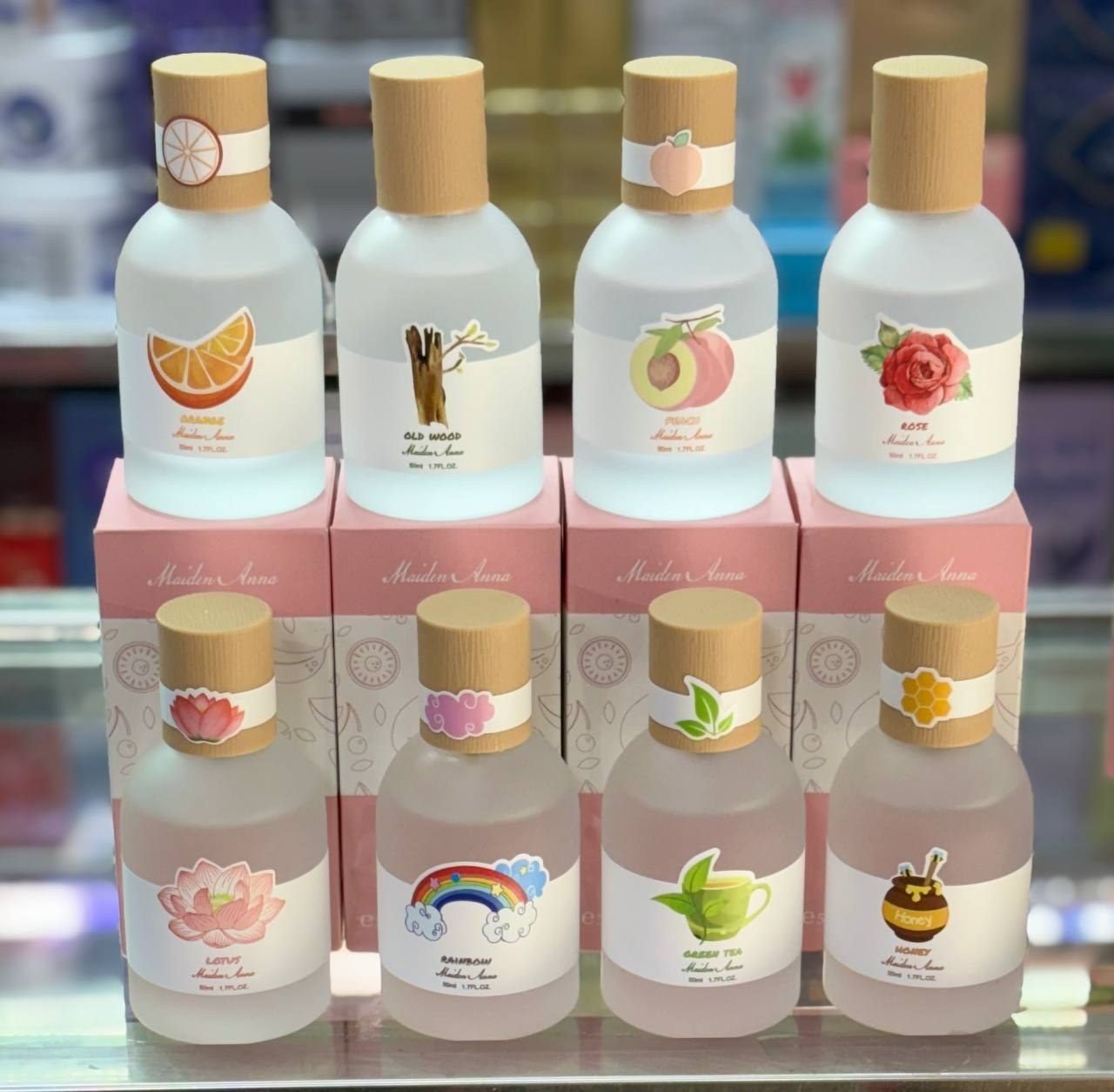 عطر بیکینی در چوبی