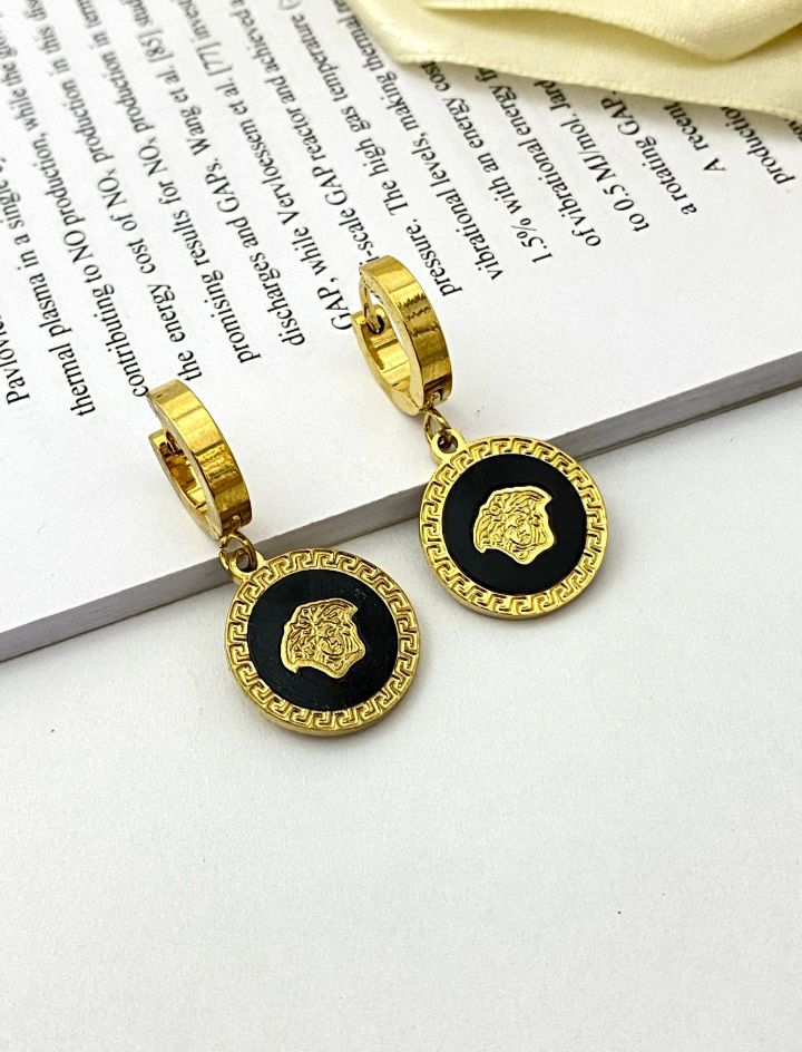 گوشواره ورساچ